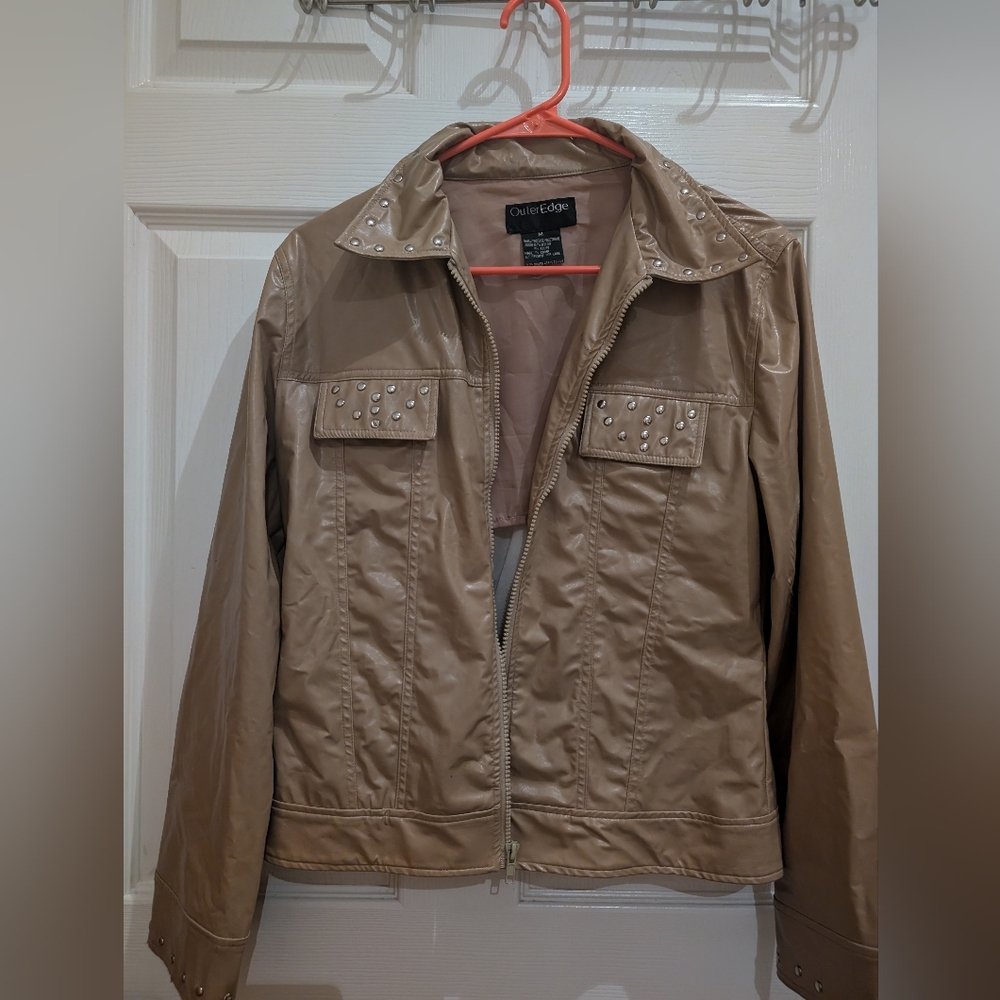 Outer edge jacket